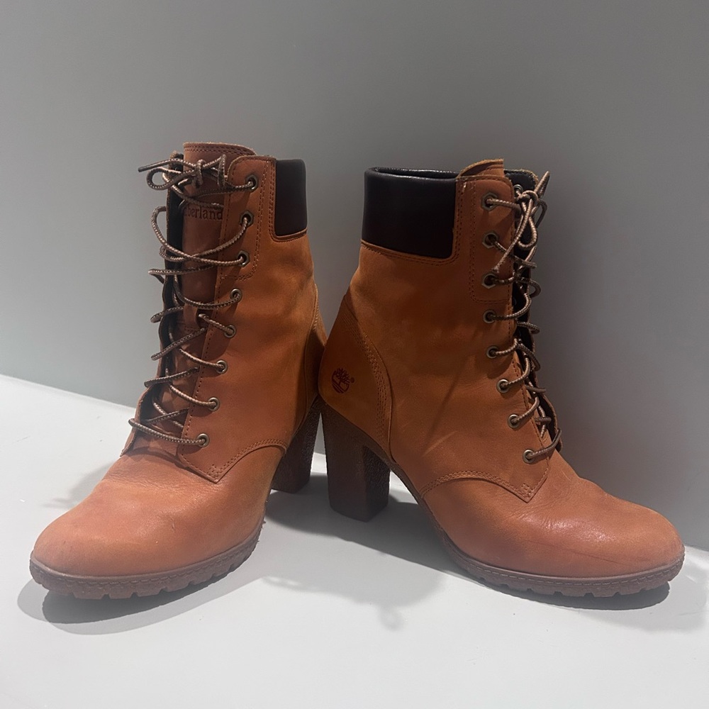 Timberland Women's Allington Cognac Lace-Up Leather Boots - size 8
